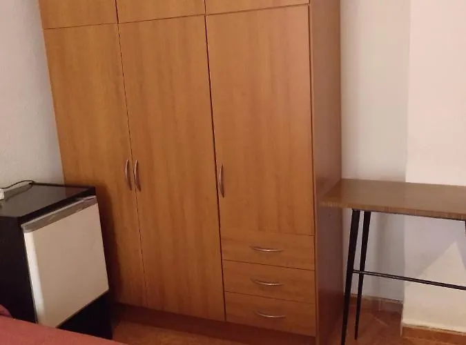 Miraflores Vandrarhem Zaragoza