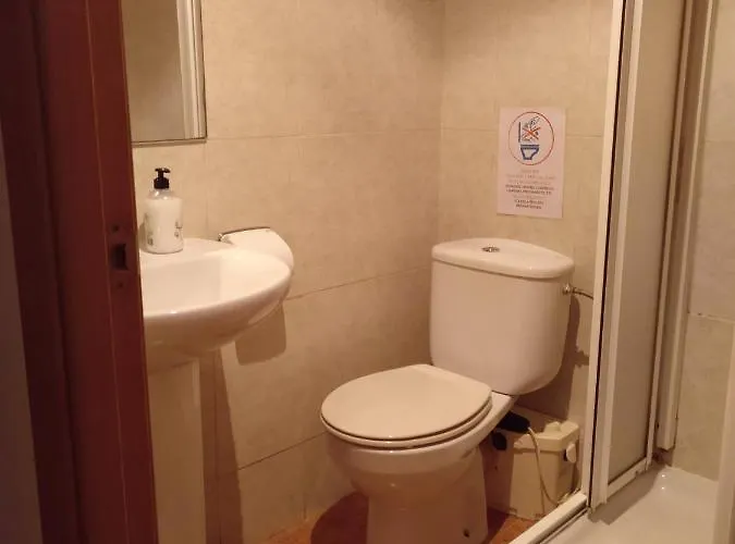 Miraflores Vandrarhem Zaragoza